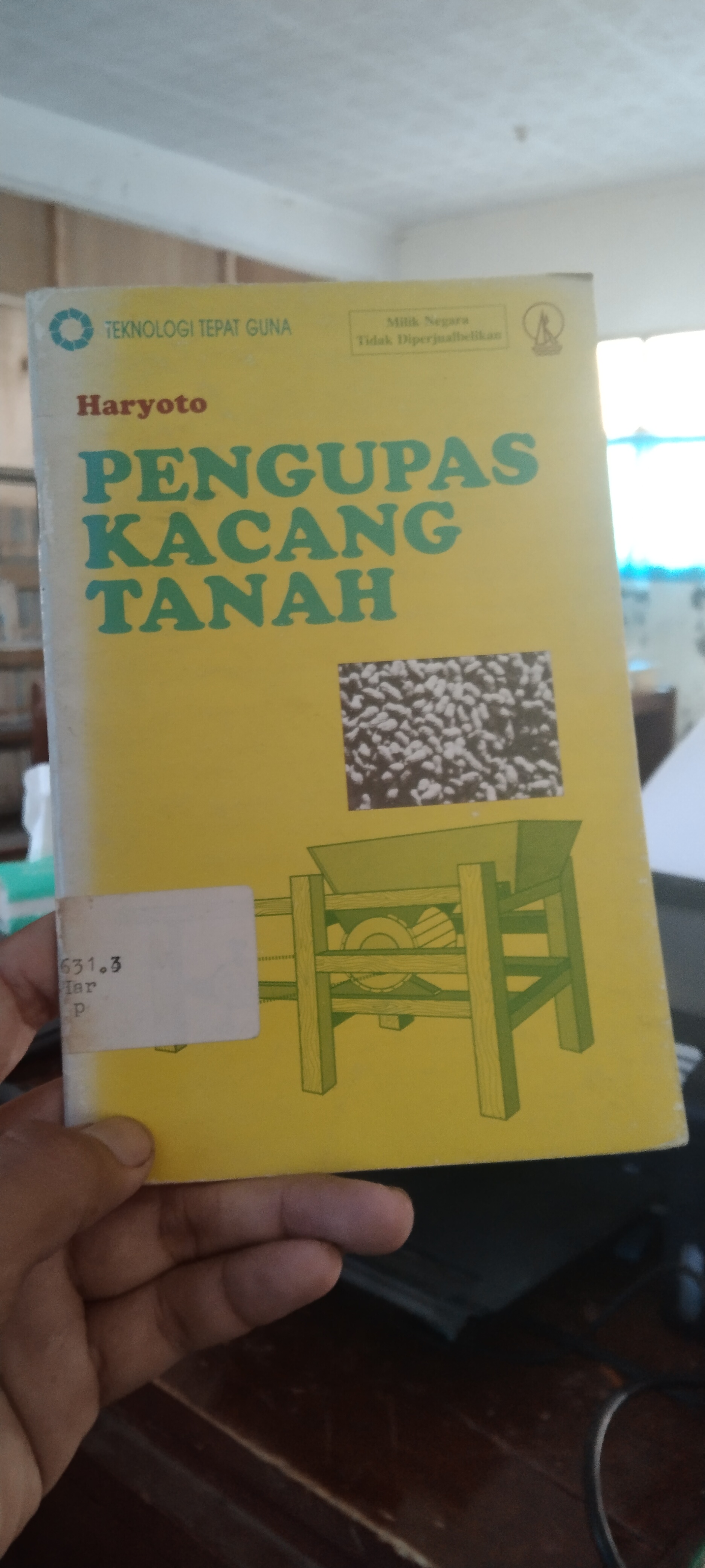 Pengupas Kacang Tanah 